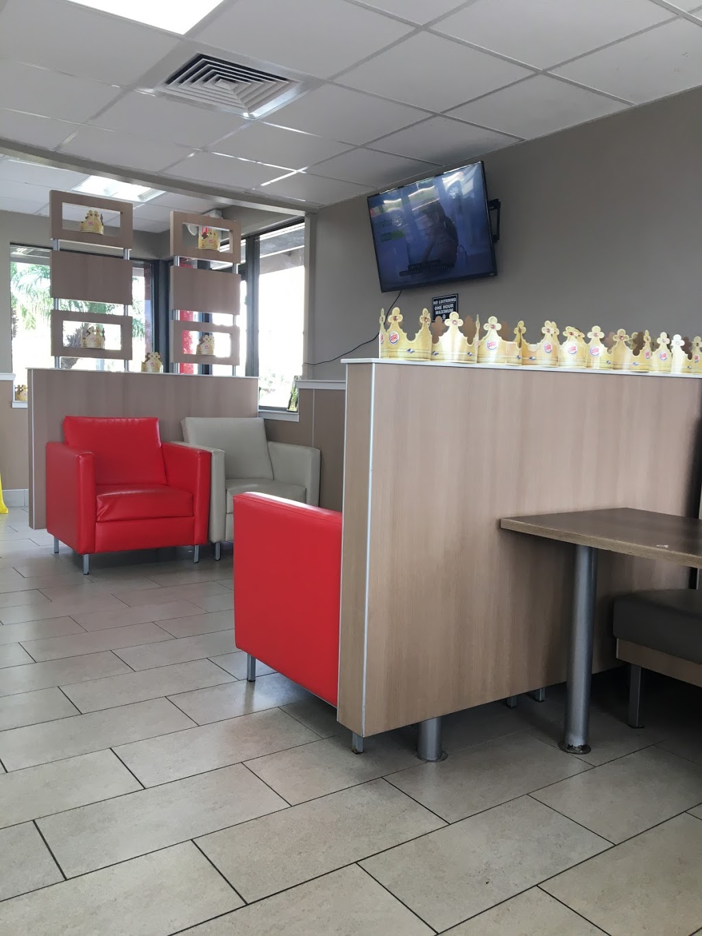 Burger King | 2945 Vineland Rd, Kissimmee, FL 34746, USA | Phone: (407) 239-8435