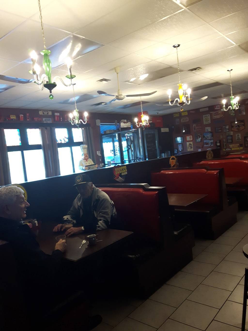 County Diner | 2584 Manning Rd, Windsor, ON N8N 2L9, Canada | Phone: (519) 739-3600