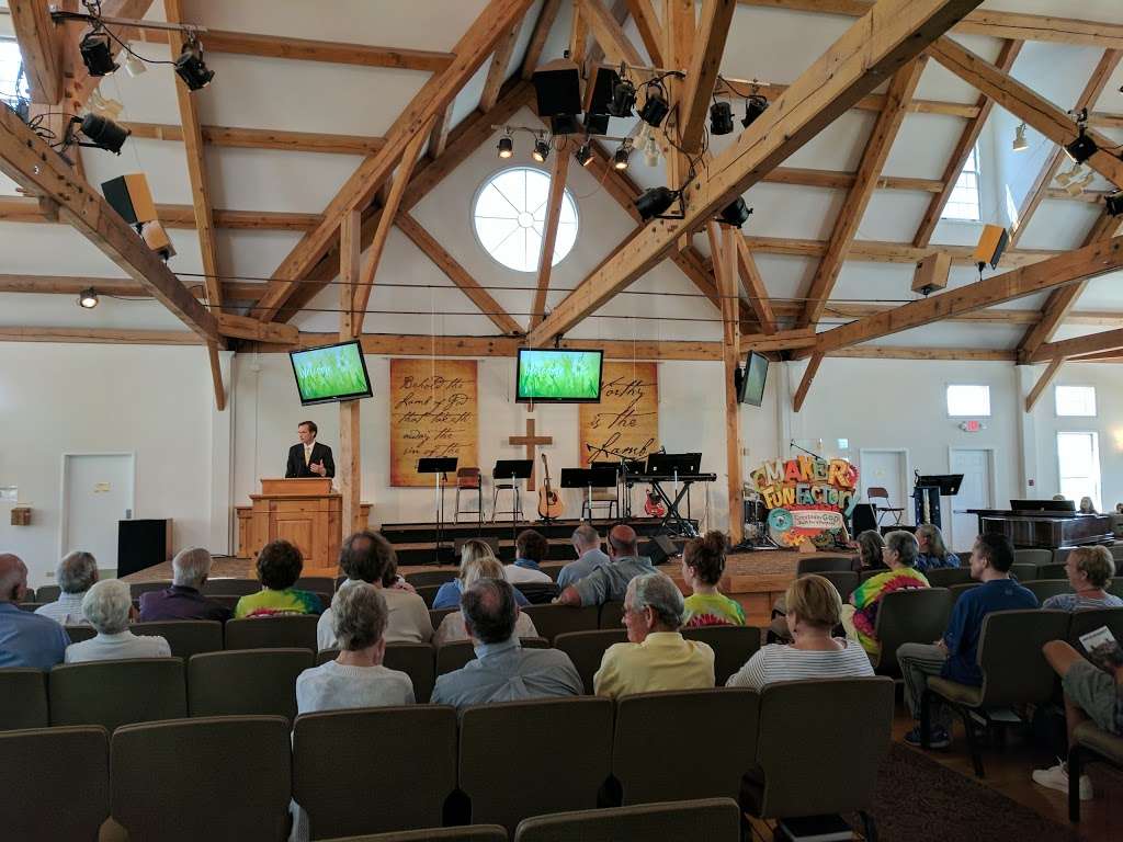 Chain of Lakes Community Bible Church | 43 W Grass Lake Rd, Lake Villa, IL 60046, USA | Phone: (847) 838-0103