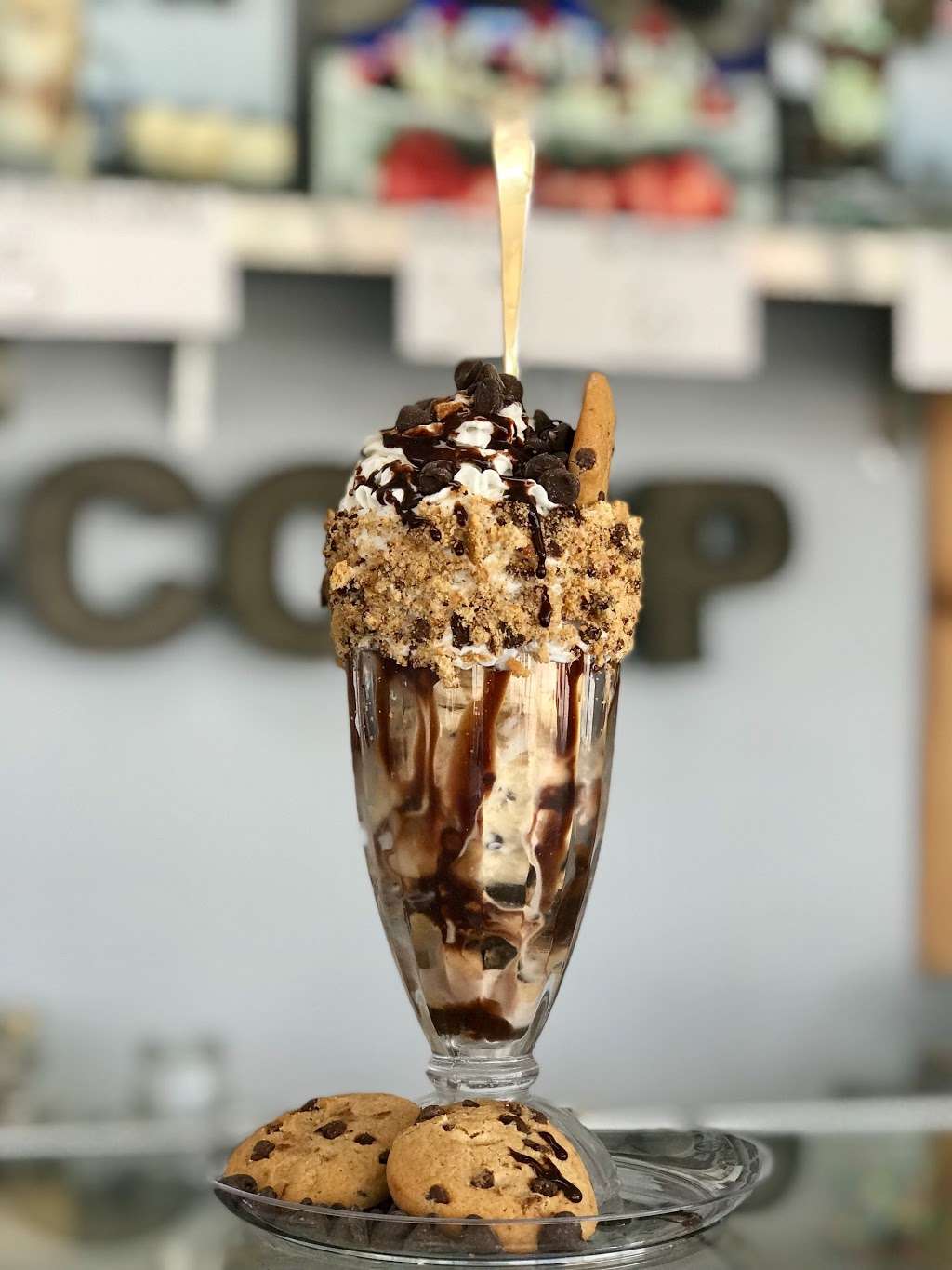 The Neighborhood Scoop | 2106 Strawberry Rd, Pasadena, TX 77502 | Phone: (832) 834-3842