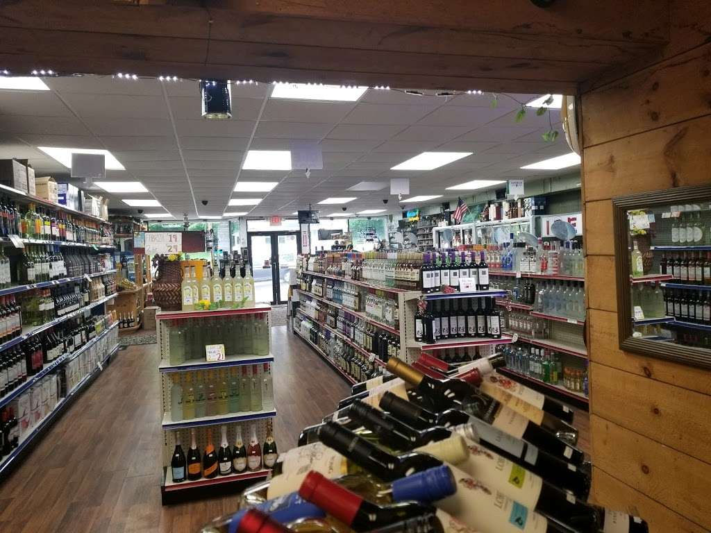 Turnpike Wine & Liquor | 65 Turnpike Rd, Southborough, MA 01772, USA | Phone: (508) 281-0001