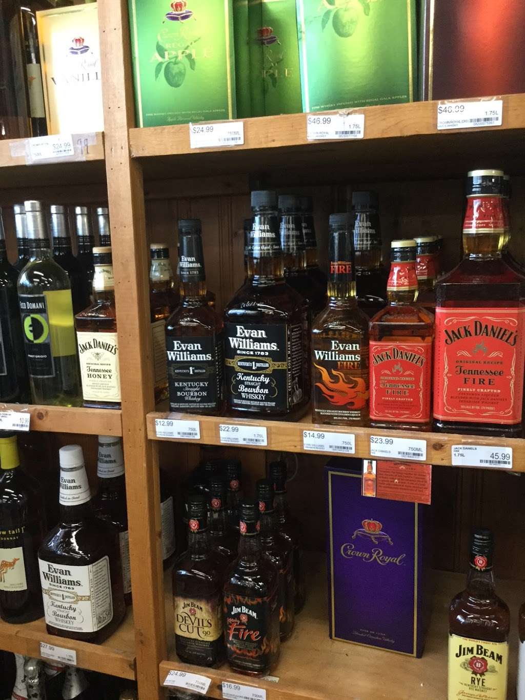 Low Price Liquors | 38444 Sussex Hwy, Delmar, DE 19940, USA | Phone: (302) 846-9417