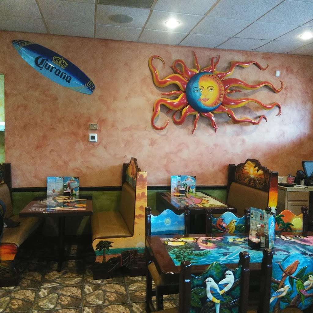 mexican restaurant & bar | 360 South Highway #27/441, Lady Lake, FL 32159, USA | Phone: (352) 775-8912