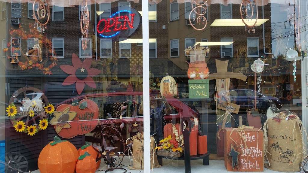 Heffernans Little Craft Shop | 12 S Lansdowne Ave, Lansdowne, PA 19050, USA | Phone: (610) 622-1142