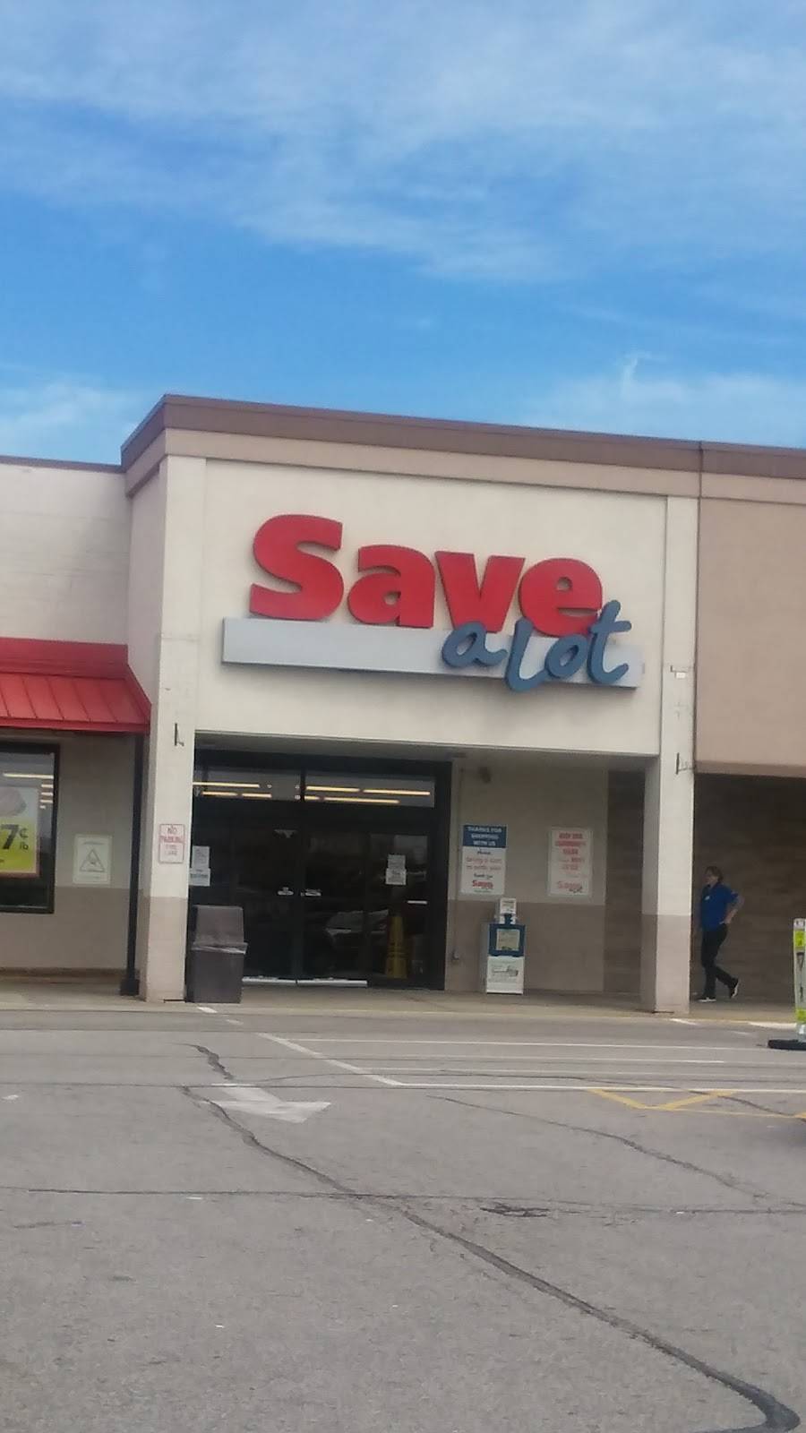 Save A Lot | 12782 Rockside Rd, Garfield Heights, OH 44125, USA | Phone: (216) 663-0480