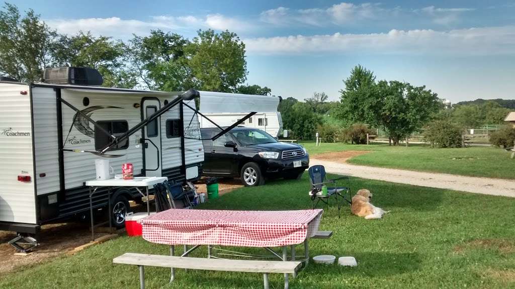 Country View Campground | S110w26400 Craig Ave, Mukwonago, WI 53149, USA | Phone: (262) 662-3654