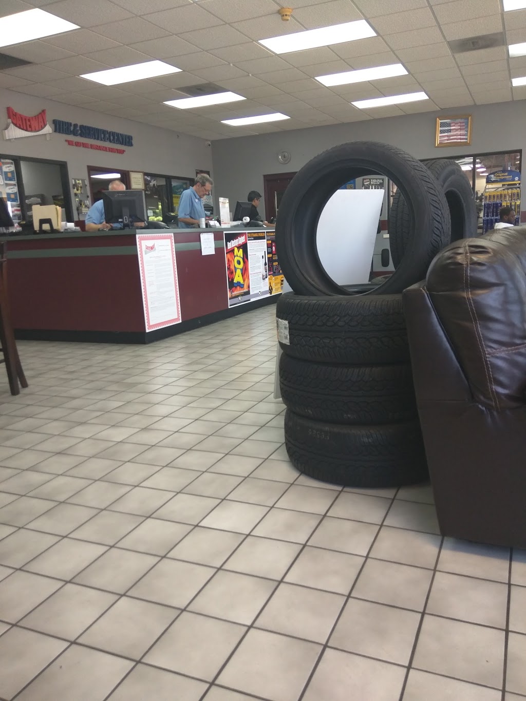 Gateway Tire & Service Center | 6915 E Raines Rd, Memphis, TN 38115, USA | Phone: (901) 360-0680