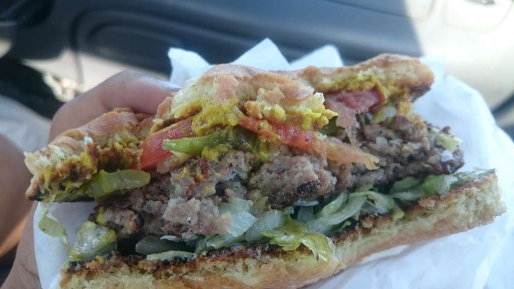 Moms Burgers | 336 W Alondra Blvd, Compton, CA 90220, USA | Phone: (310) 632-6622