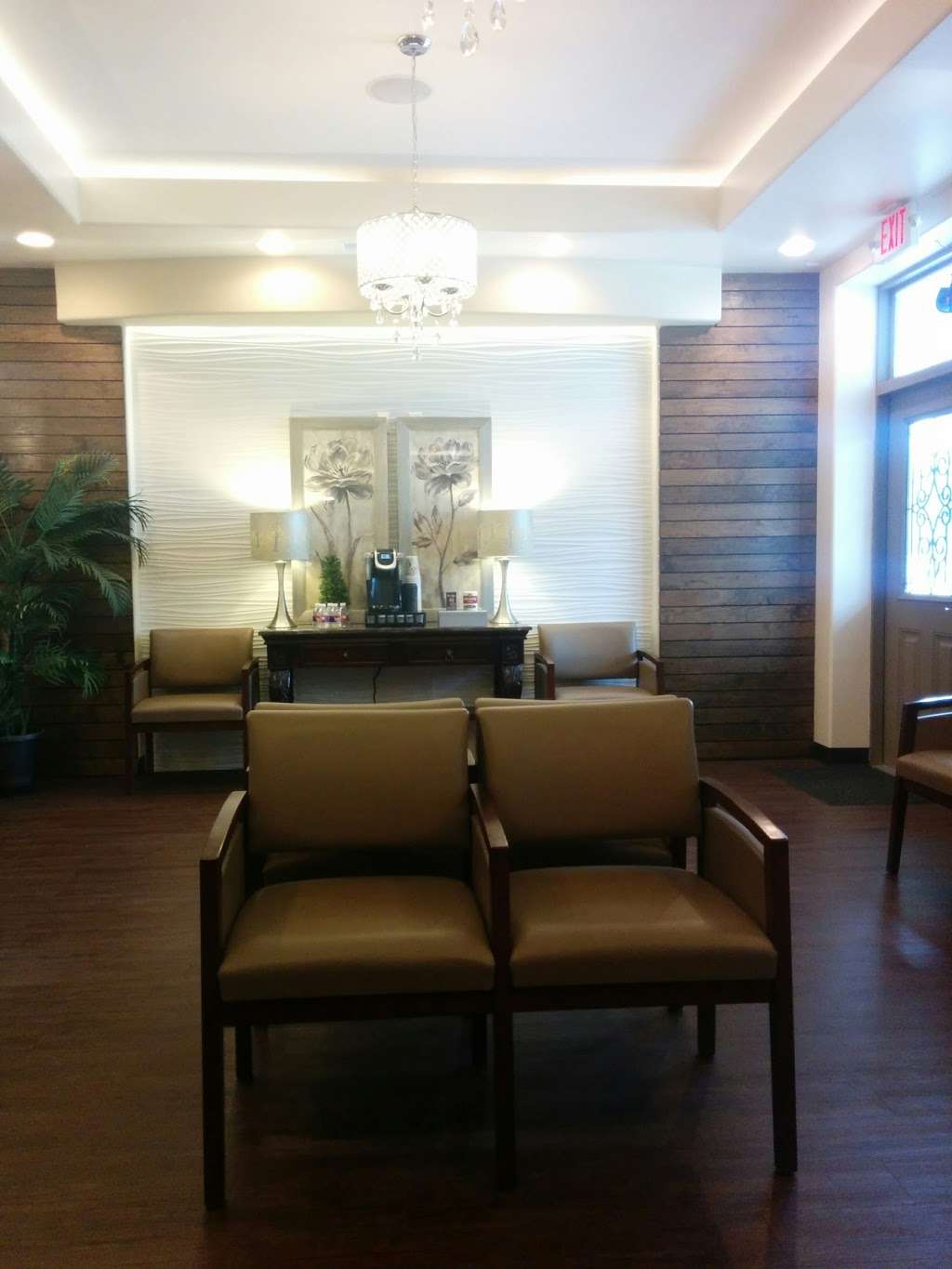 Twin Oaks Urgent Care | 1111 S Friendswood Dr #105, Friendswood, TX 77546, USA | Phone: (832) 569-4390