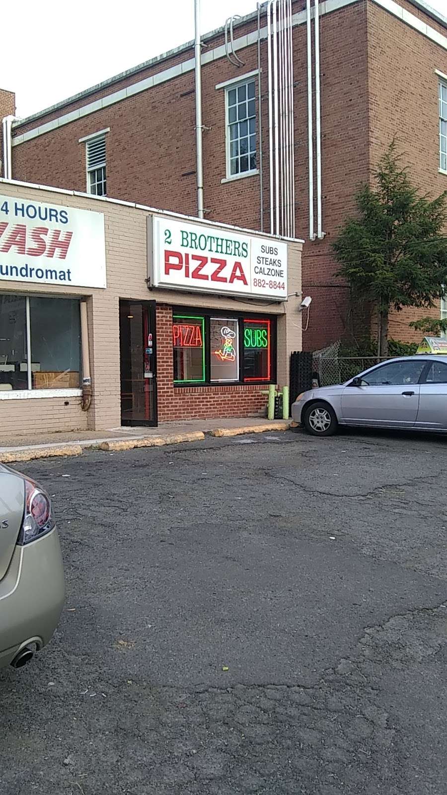 Two Brothers Pizza Delivery | 1608 Pennington Rd, Trenton, NJ 08618, USA | Phone: (609) 882-8844