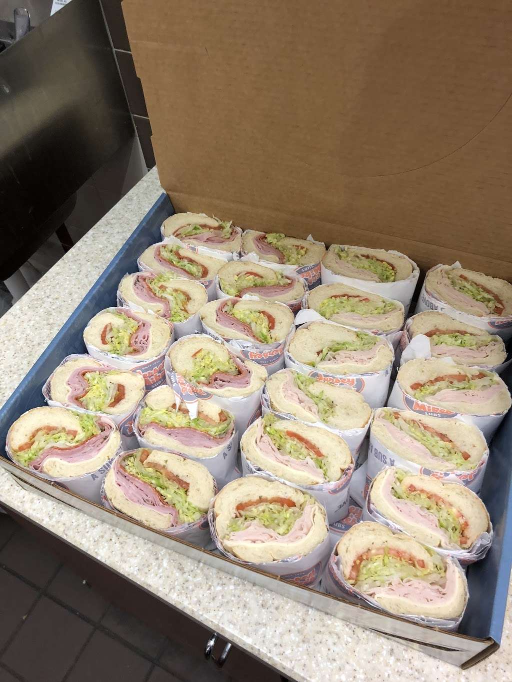 Jersey Mikes Subs | 260 N West End Blvd, Quakertown, PA 18951, USA | Phone: (267) 347-4191