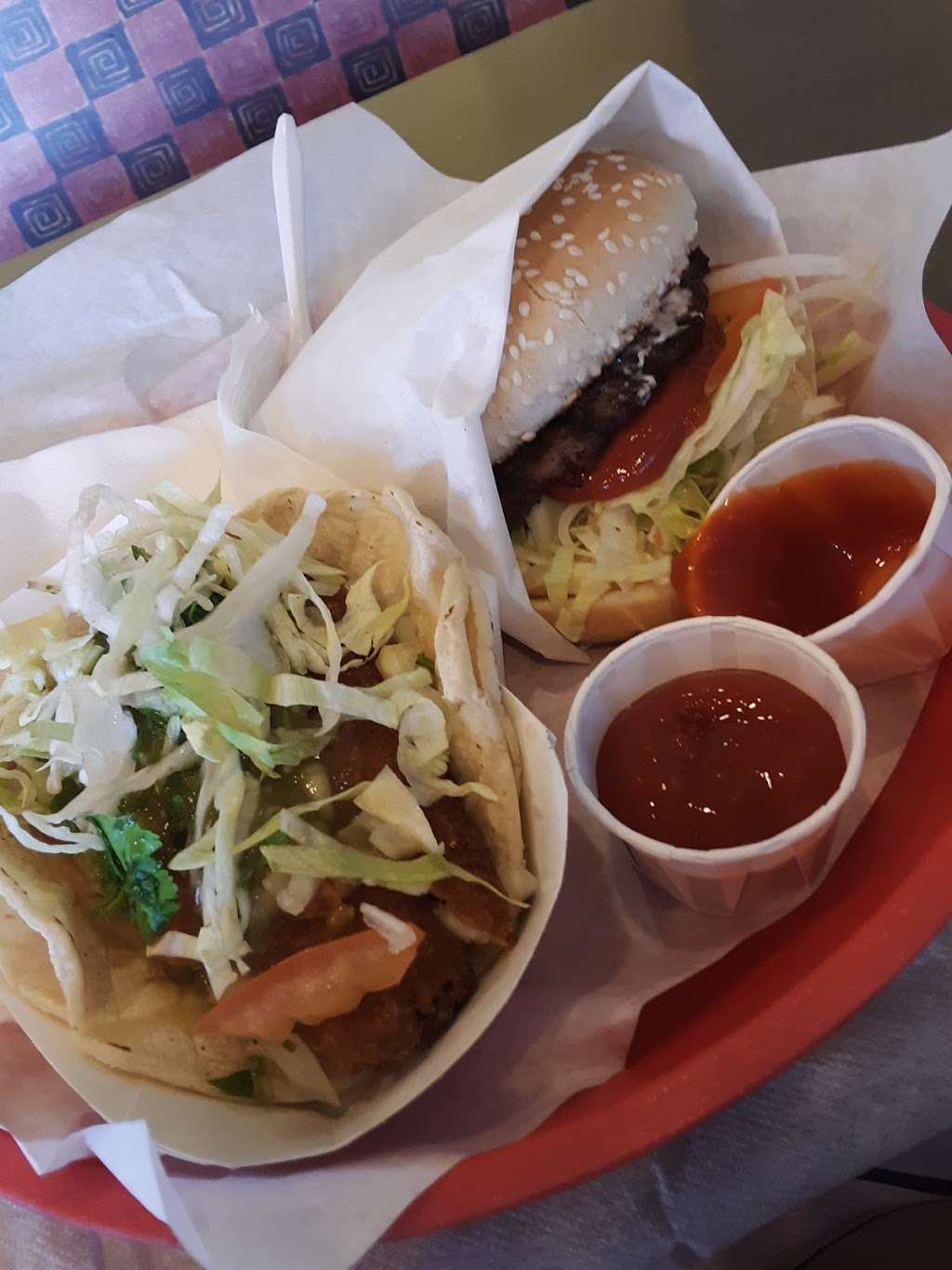 Tams Burgers | 5353 Atlantic Ave, Long Beach, CA 90805, USA | Phone: (562) 423-6000