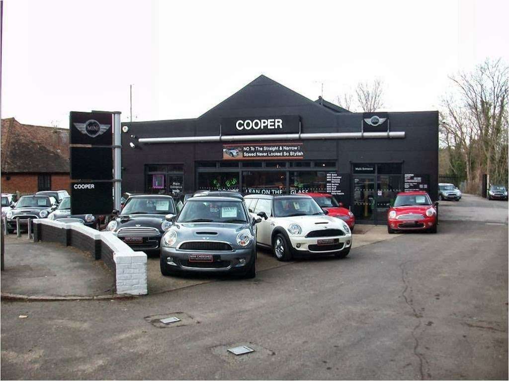 Cooper BMW Banstead | Brighton Rd, Banstead, Tadworth KT20 6BU, UK | Phone: 01737 749514