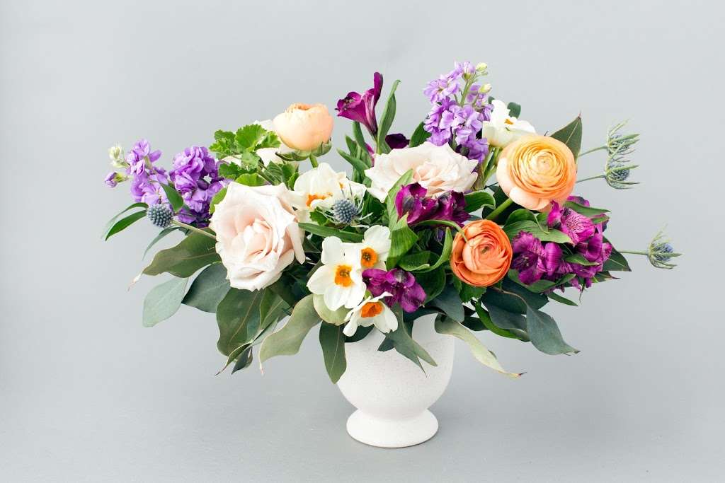 Whisper and Brook Flower Co. | 75 NJ-15 building k5-a, Lafayette Township, NJ 07848, USA | Phone: (973) 862-6401