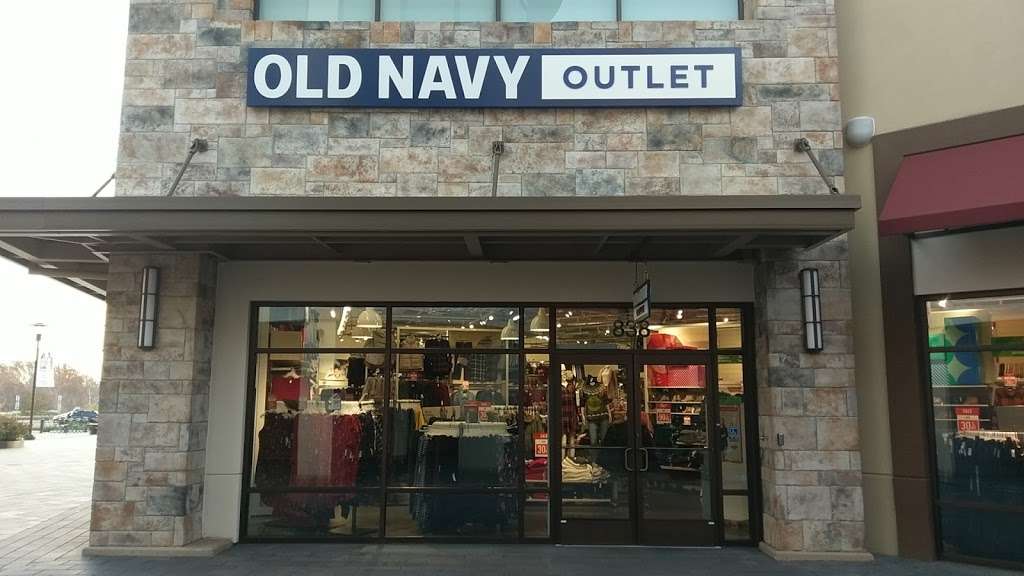 Old Navy | 22705 Clarksburg Rd, Clarksburg, MD 20871, USA | Phone: (301) 515-2451