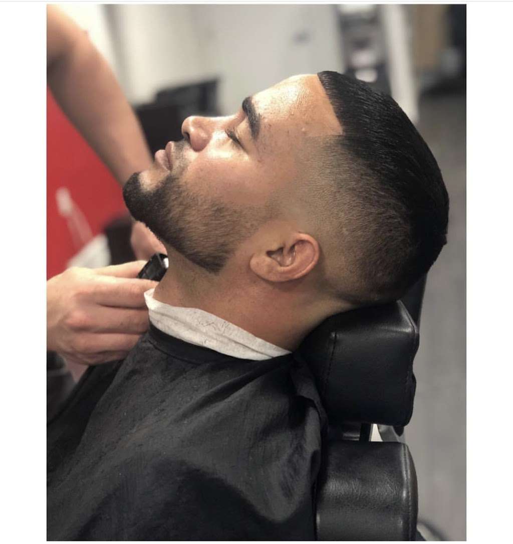 Miami Heat Julio’s Barber Shop | 11093 NW 138th St #125, Hialeah Gardens, FL 33018, USA | Phone: (305) 200-3482