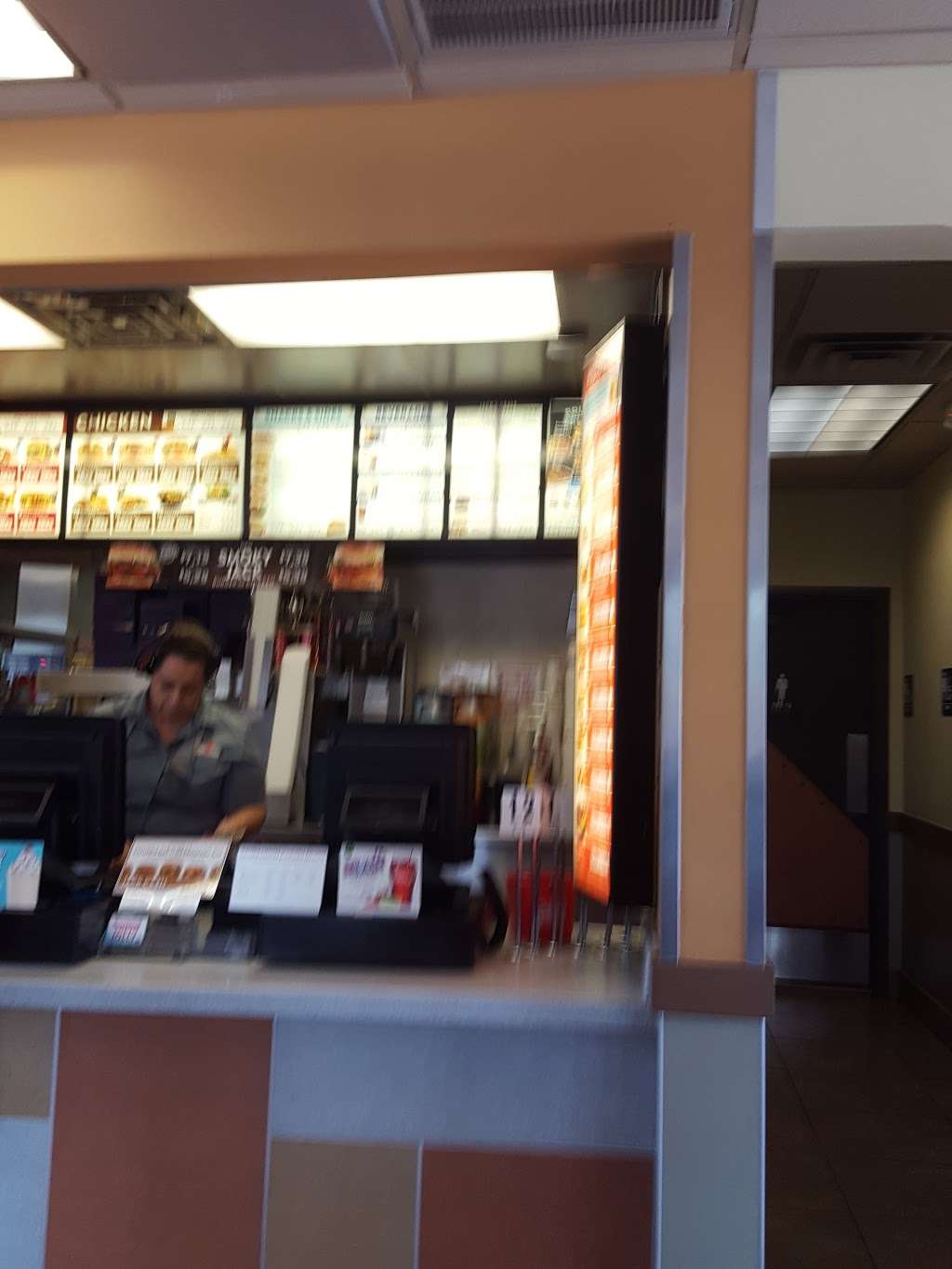 Jack in the Box | 10742 Veterans Memorial Dr, Houston, TX 77038, USA | Phone: (281) 999-1555