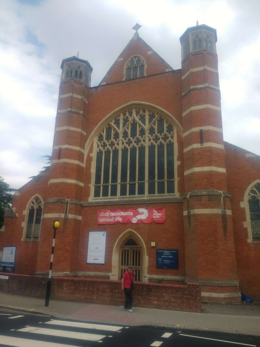 Saint Michaels Church Southfields | 71 Wimbledon Park Rd, London SW18 5TT, UK | Phone: 020 8877 3003