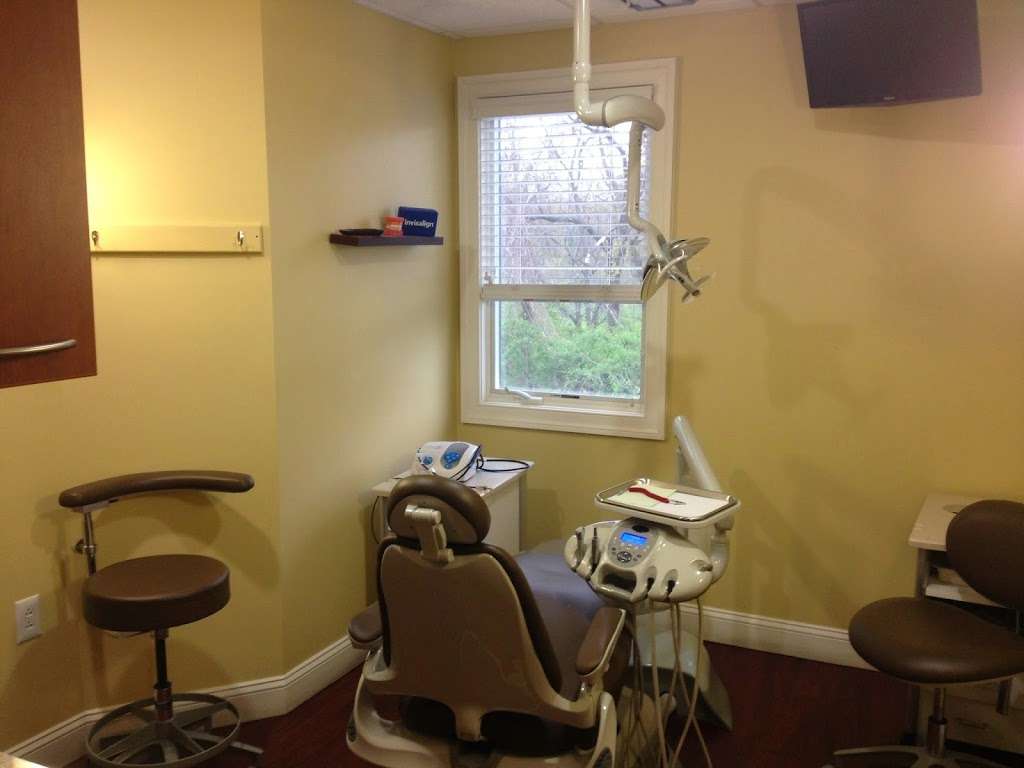 Dental Health Care Associates | 5000 Chichester Ave, Aston, PA 19014, USA | Phone: (610) 485-1991