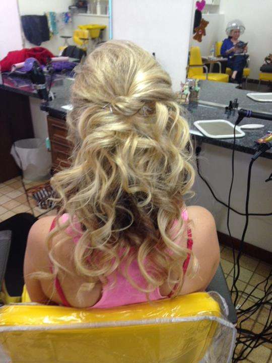 Absolute Shear Magic Styling Salon | 2605 S Cleveland Ave, St Joseph, MI 49085, USA | Phone: (269) 429-3144