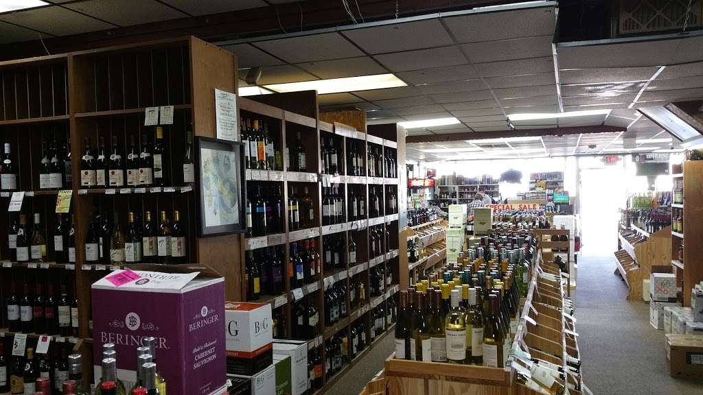 Washington Wines & Liquors | 2317 NJ-33, Robbinsville, NJ 08691, USA | Phone: (609) 208-9680