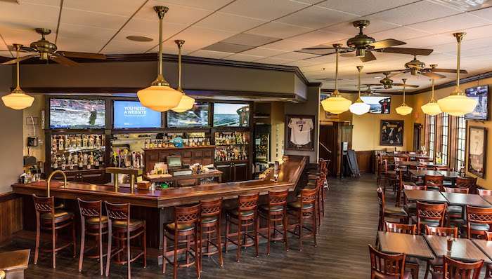 Seven Tap-Tavern | 93 Country Club Dr, Downingtown, PA 19335, USA | Phone: (610) 269-2000