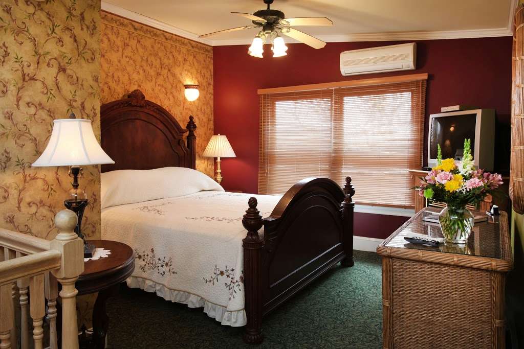 Albert Stevens Inn | 127 Myrtle Ave, Cape May, NJ 08204 | Phone: (609) 884-4717