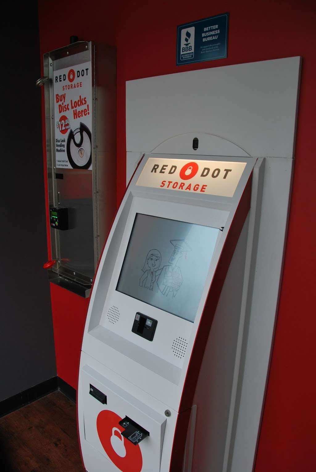 Red Dot Storage | 4604, 2105 S Eastwood Dr, Woodstock, IL 60098, USA | Phone: (815) 255-8891