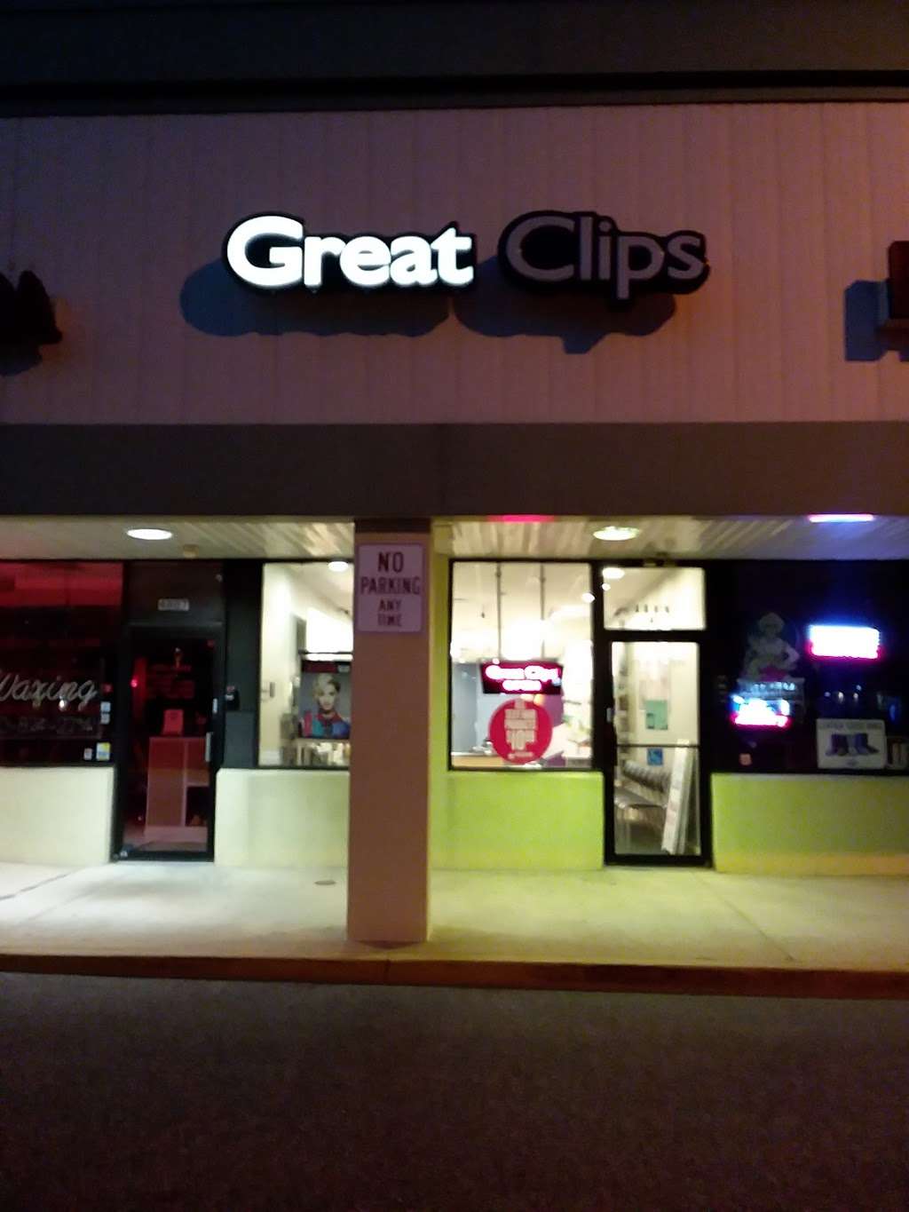 Great Clips | 4805A Edgmont Ave, Brookhaven, PA 19015, USA | Phone: (484) 441-7670
