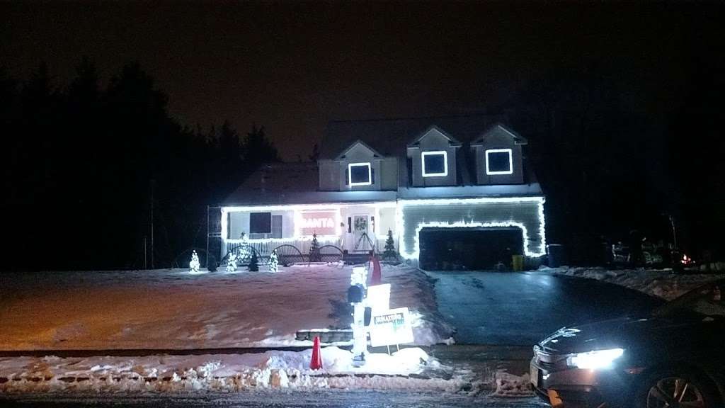 The Cooks Christmas Lights | 1 Carlson Ct, Jackson, NJ 08527 | Phone: (888) 555-5555
