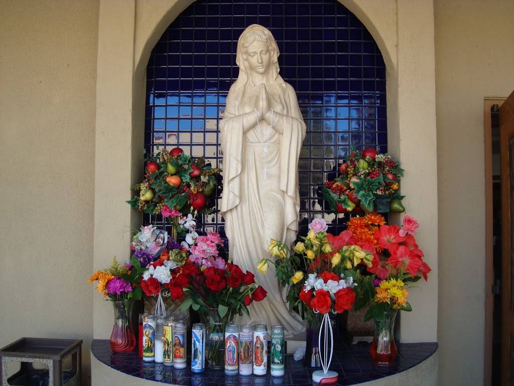 Saint Mary Roman Catholic Church | 230 W Galveston St, Chandler, AZ 85225, USA | Phone: (480) 963-3207