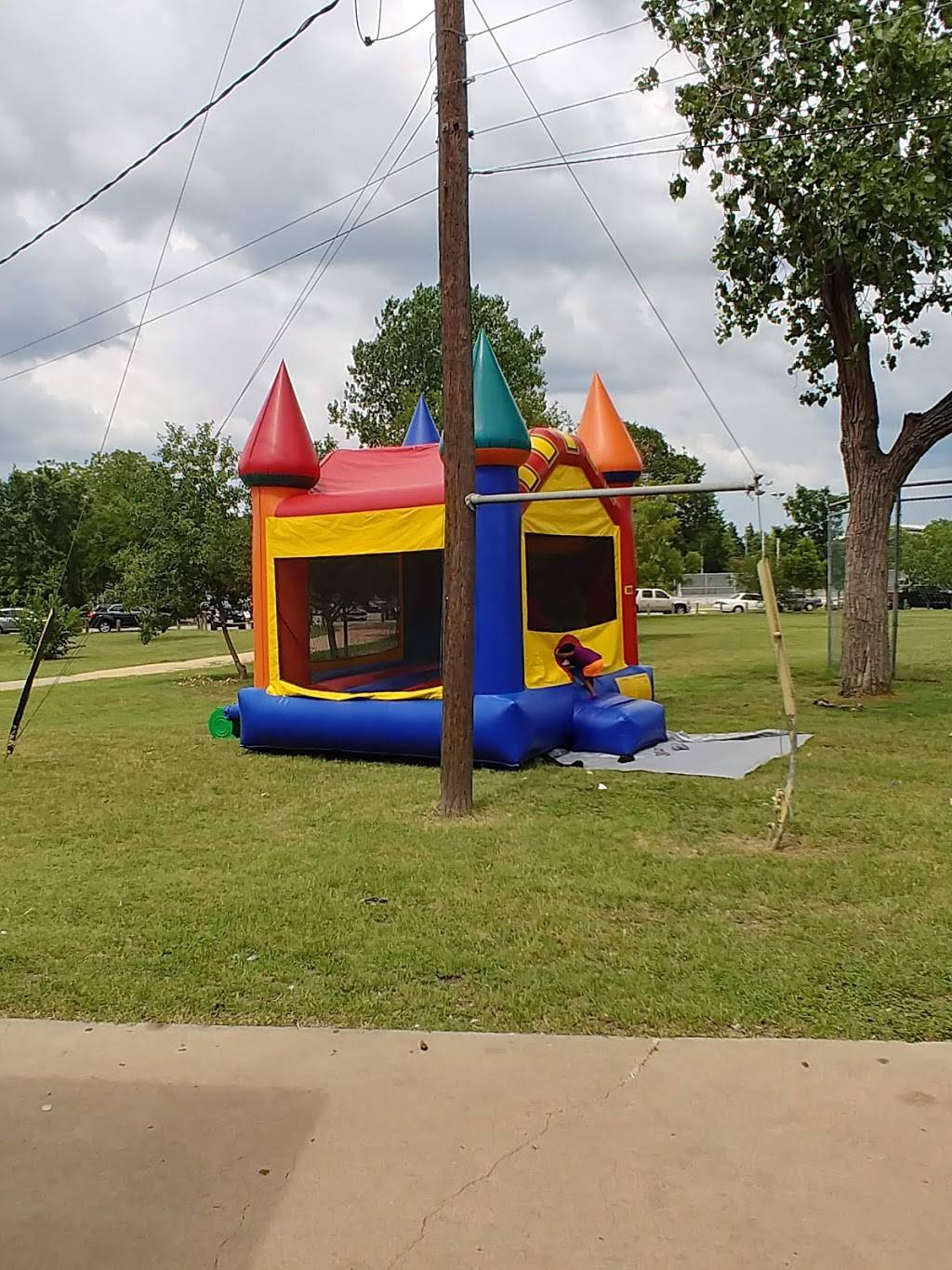 Patterson Neighborhood Park | 4200 Brookview Rd, Austin, TX 78722, USA | Phone: (512) 974-6700