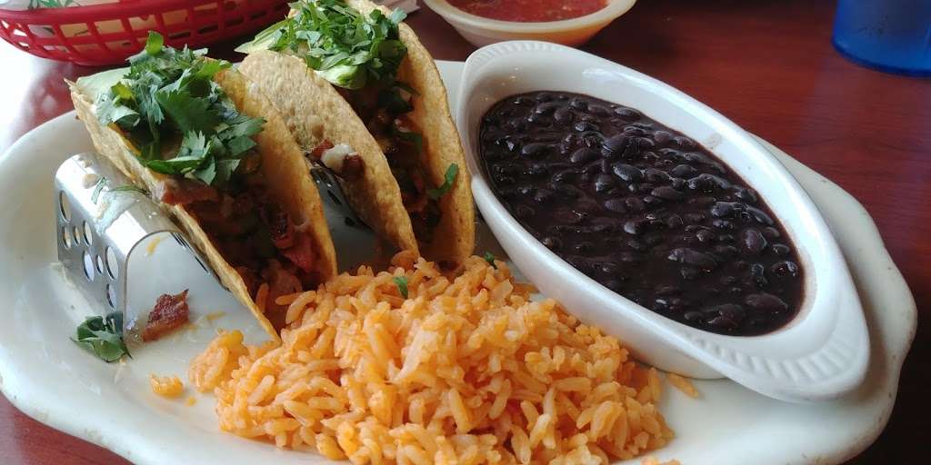 El Monterrey Mexican Restaurant | 120 E Cooper Blvd D, Warrensburg, MO 64093, USA | Phone: (660) 747-1600