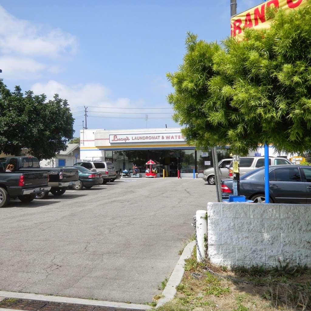 Lucys Laundromat | 10703 S Inglewood Ave, Inglewood, CA 90304, USA | Phone: (424) 261-0242