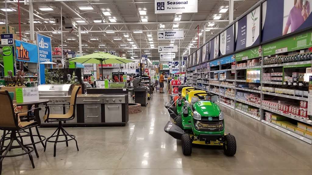 Lowes Home Improvement | 1660 N Milwaukee Ave, Vernon Hills, IL 60061, USA | Phone: (847) 876-2800