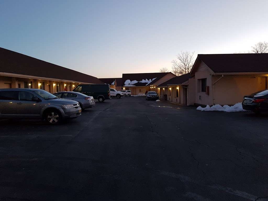 Knights Inn Pine Brook | 55 Rt. 46 East, Pine Brook, NJ 07058, USA | Phone: (973) 882-1700