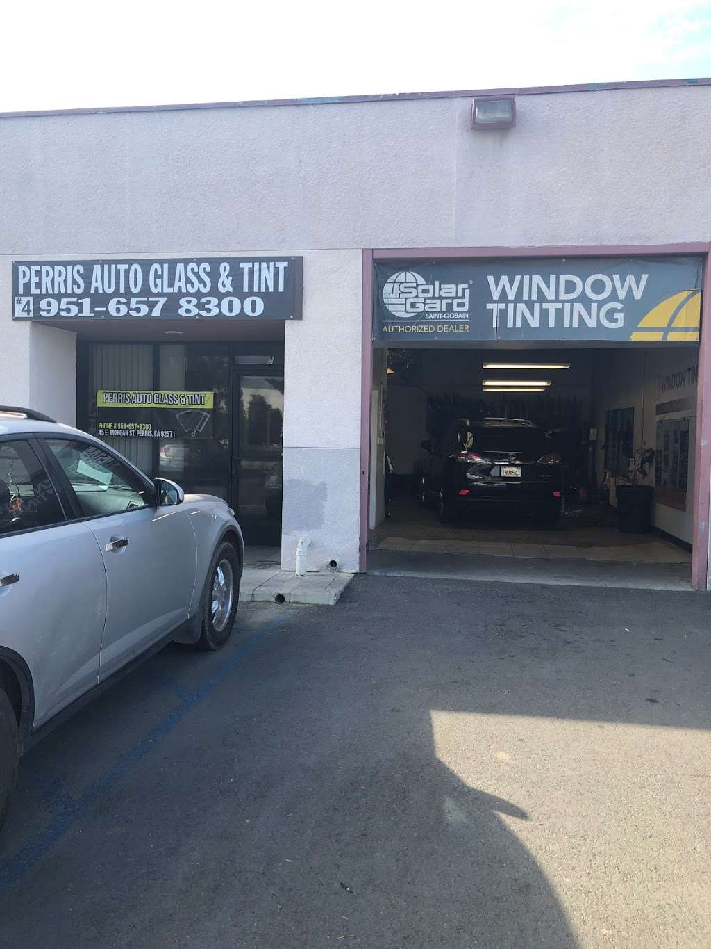 Perris Auto Glass | 45 Morgan St, Perris, CA 92571, USA | Phone: (951) 657-8300