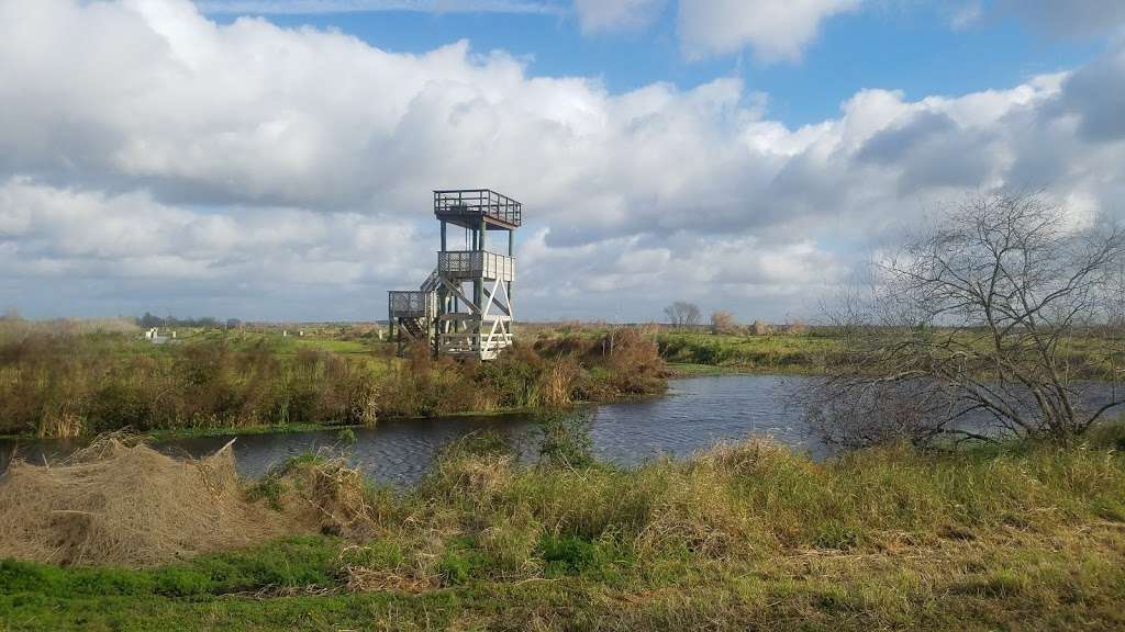 Lake Apopka observation tower | Unnamed Road, Astatula, FL 34705, USA