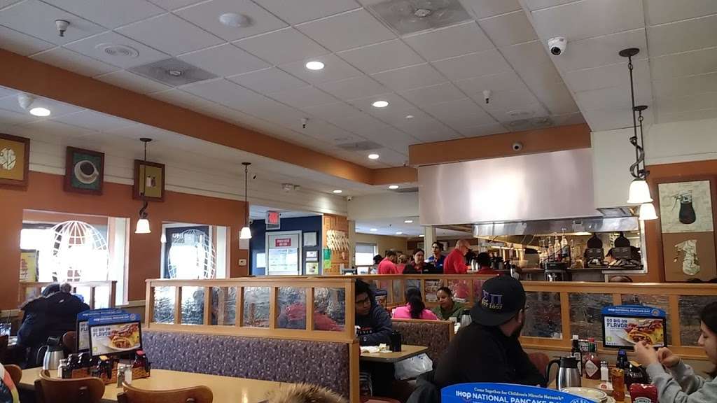 IHOP | 141 N Dean St, Englewood, NJ 07631, USA | Phone: (201) 568-8088