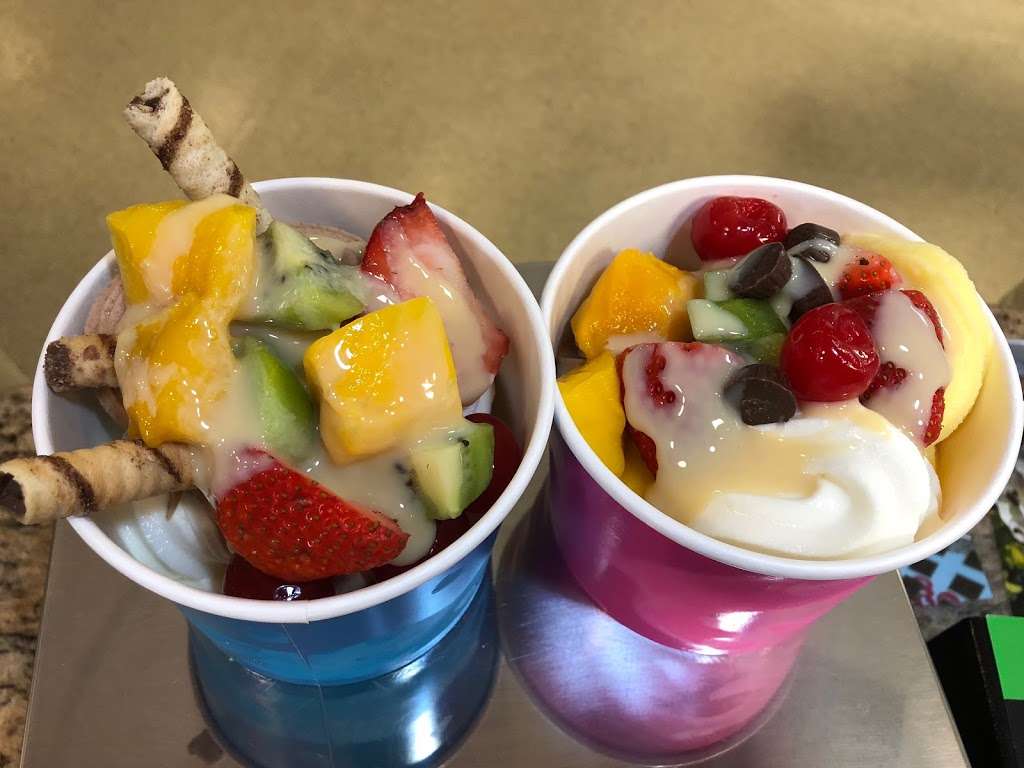 Yogurt Breeze | 10727 Narcoossee Rd #4, Orlando, FL 32832, USA | Phone: (407) 412-5939