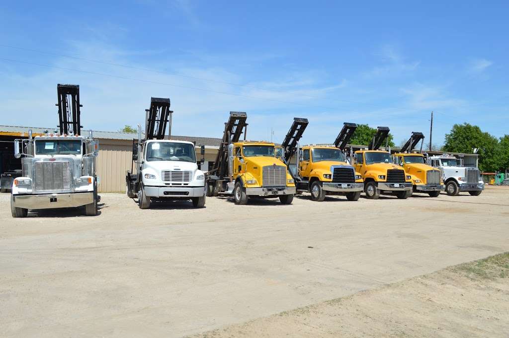 Oil Field Truck World | 523 FM 359 Rd S, Brookshire, TX 77423, USA | Phone: (888) 258-1564