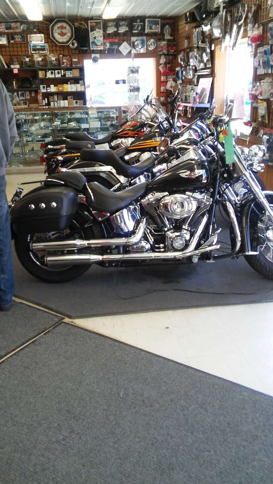 L.A. Cycles | 120 Porter Ave, Whitestown, IN 46075, USA | Phone: (317) 769-5739