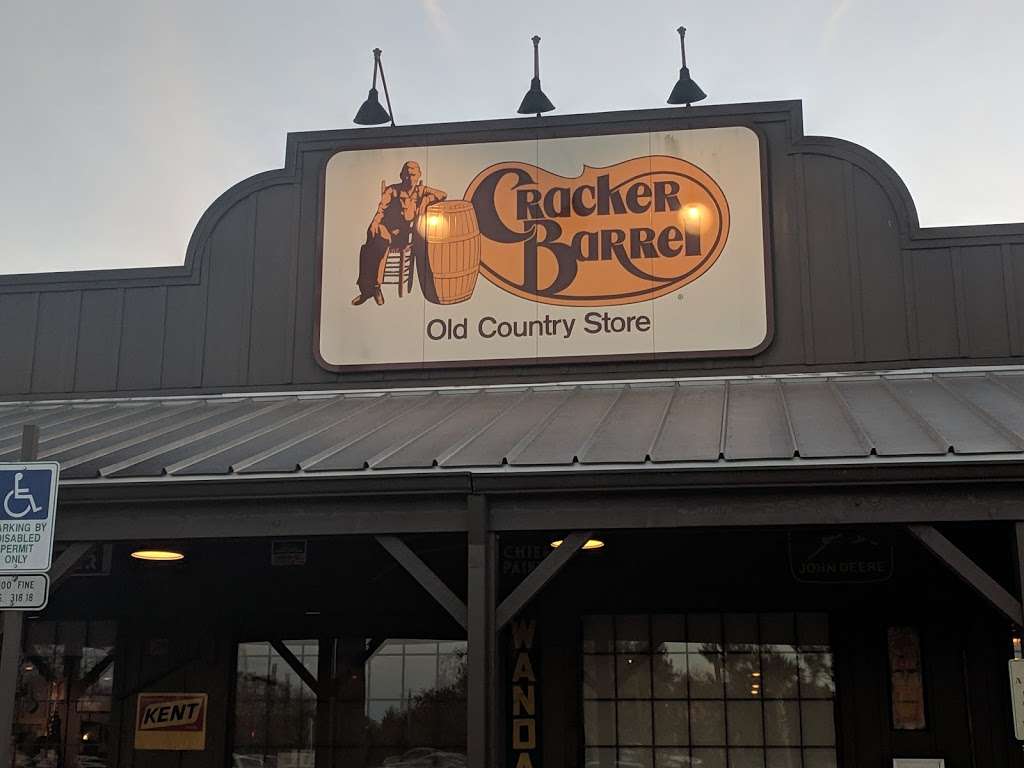 Cracker Barrel Old Country Store | 9450 US-441, Leesburg, FL 34788, USA | Phone: (352) 315-8447