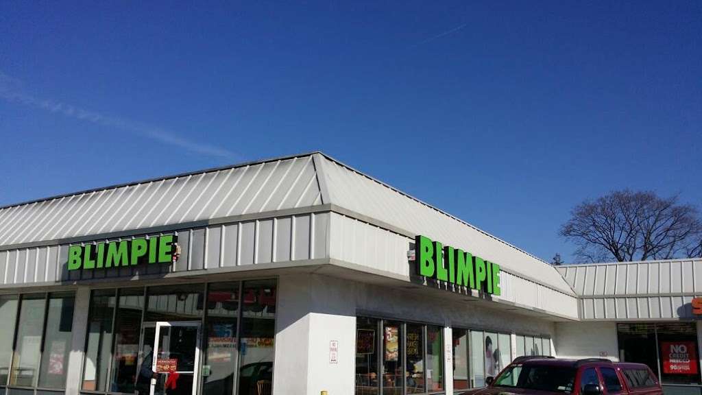 Blimpie | 525 Old Country Rd, Westbury, NY 11590, USA | Phone: (516) 338-2614