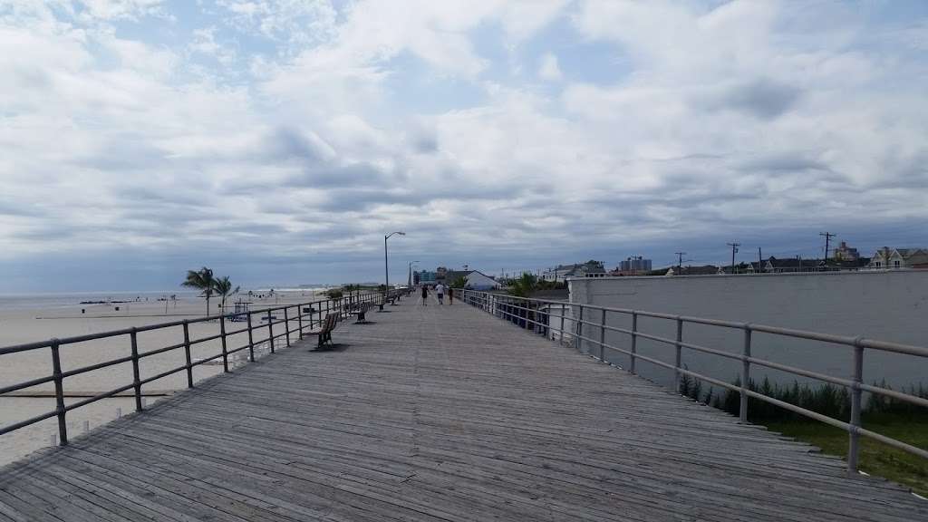Atlantic Beach boardwalk | Atlantic Beach, NY 11509, USA