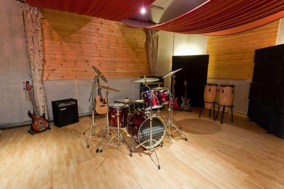 Cream Room Sound Productions | 5, The Cream Room, Home Farm, Munden Rd, Dane End, Stevenage SG12 0LL, UK | Phone: 01920 438926