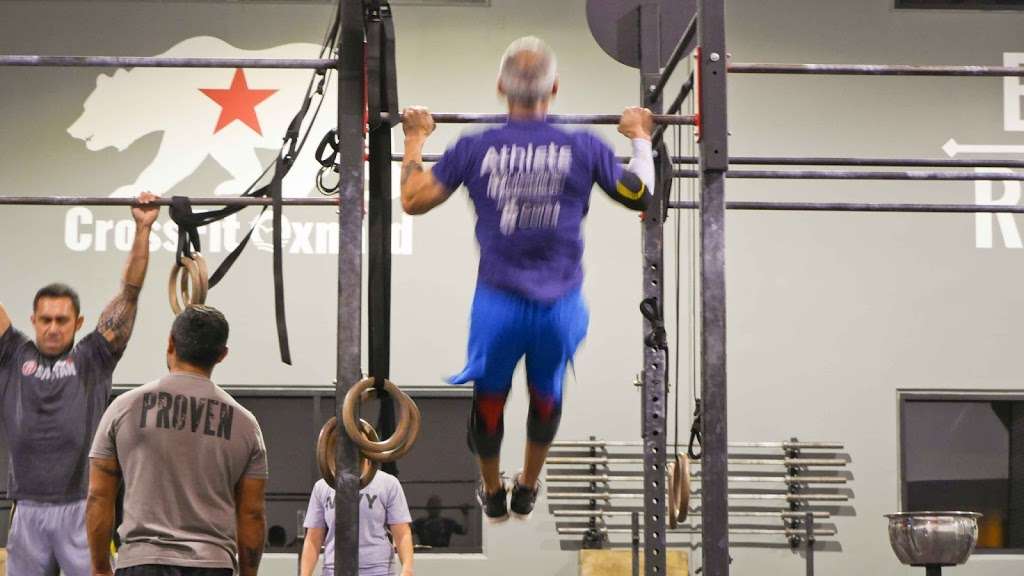 CrossFit Oxnard | 3000 Paseo Mercado #110, Oxnard, CA 93036, USA | Phone: (805) 988-9922