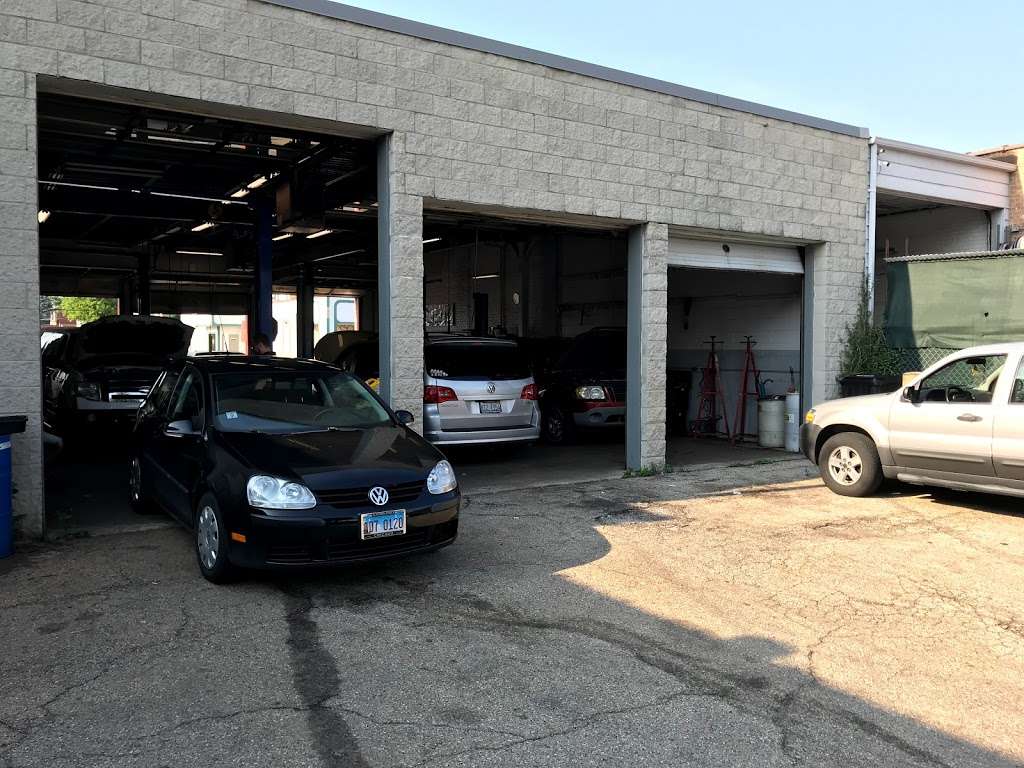22 Auto Repairs | 7059 W Belmont Ave, Chicago, IL 60634, USA | Phone: (773) 688-5533
