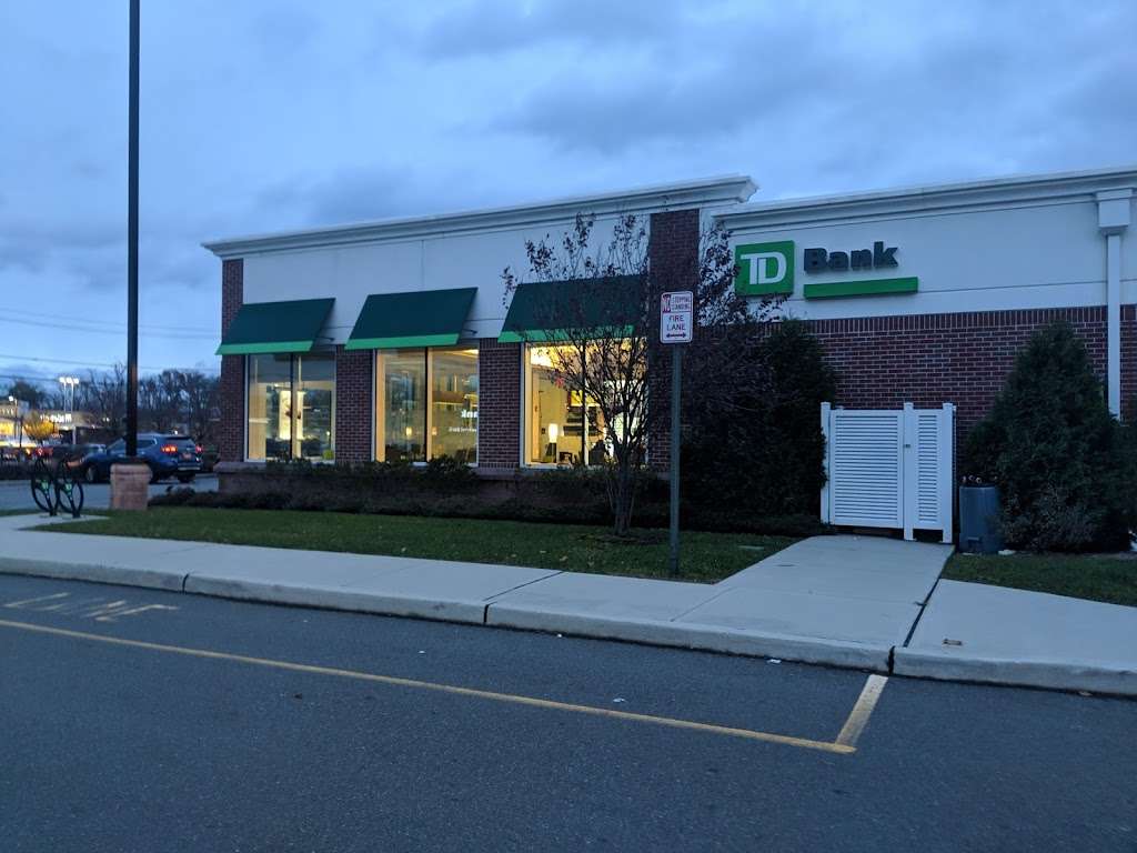 TD Bank | 104 Market St E, Nanuet, NY 10954, USA | Phone: (845) 735-2849