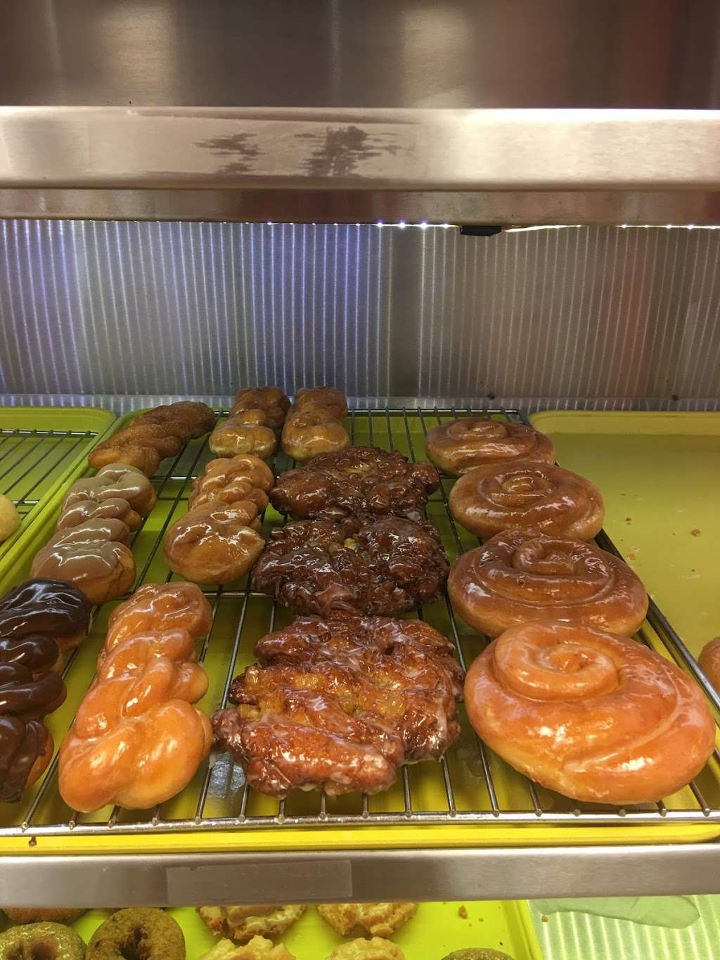 Sunshine Donuts | 9825 Jones Rd, Houston, TX 77065, USA | Phone: (832) 688-9539
